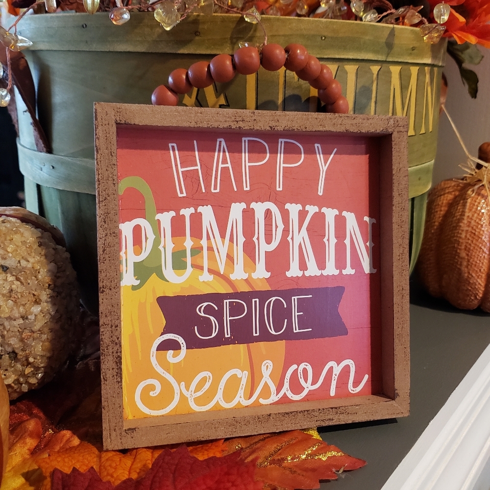 B1G1! *NEW* 🍂🍁Happy Pumpkin Spice Season!! Wood Bead Decor!